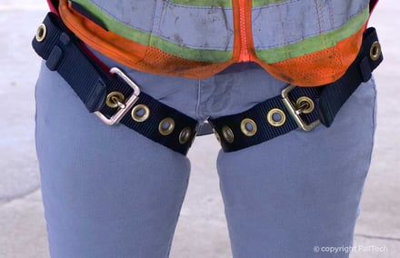 harness-leg-straps-correct